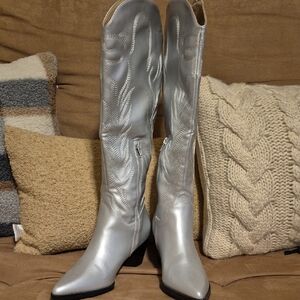 Womens Silver Cowboy Boots